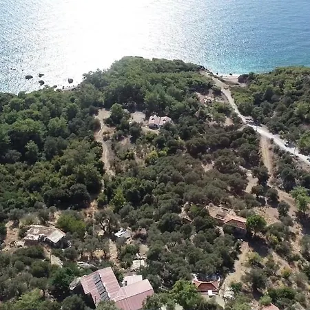 Bed & Breakfast Likya Inn Gavuragili